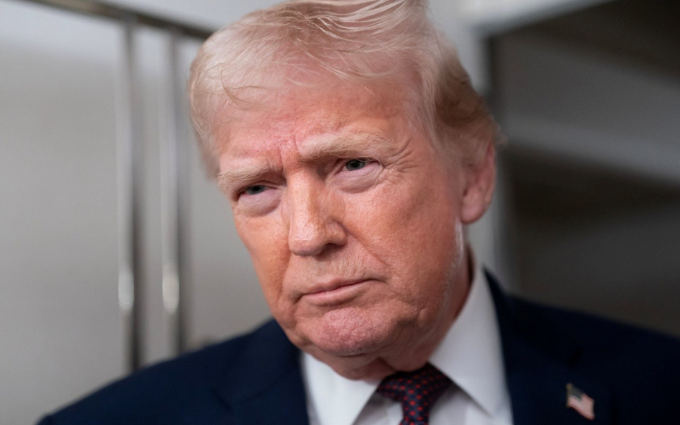 Trump se Declara "Presidente Interino de Venezuela" Tras Captura Estadounidense de Nicolás Maduro